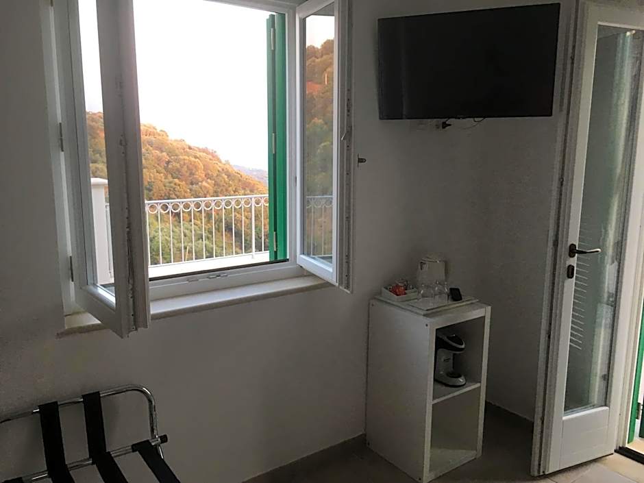 Country House “ Il Mandorlo”