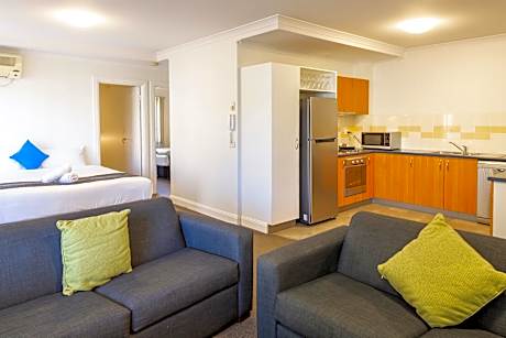 2 Bedroom Executive Suite