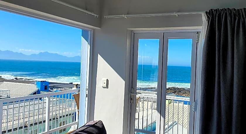 Point Village Hotel and Self Catering