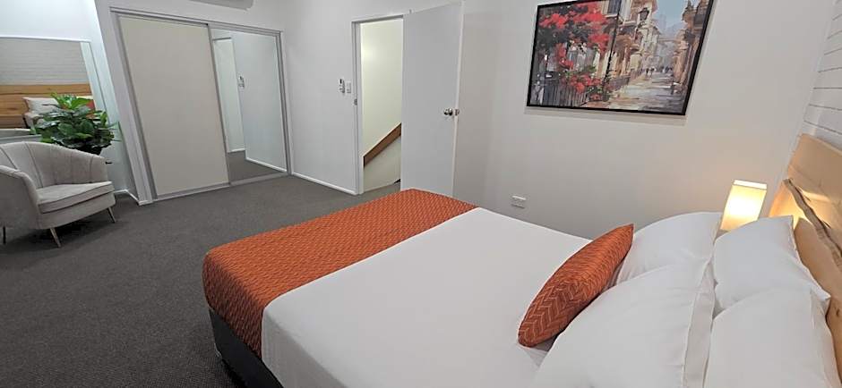 Villa Mirasol Motor Inn