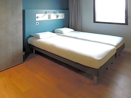 Triple Room With Twin Beds