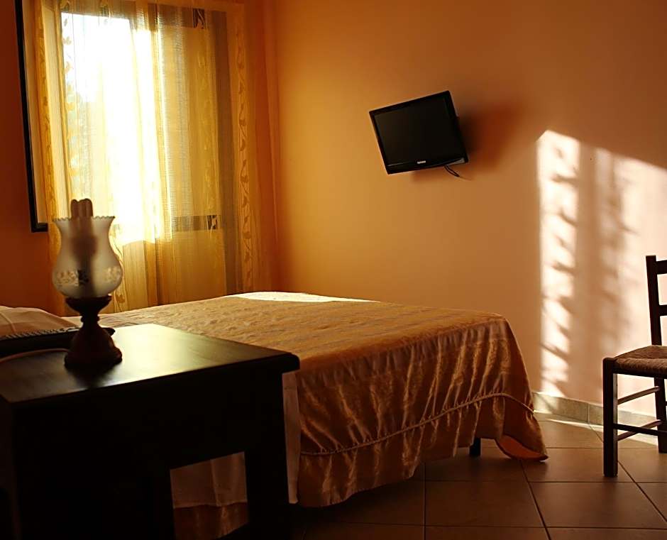 Hotel 106