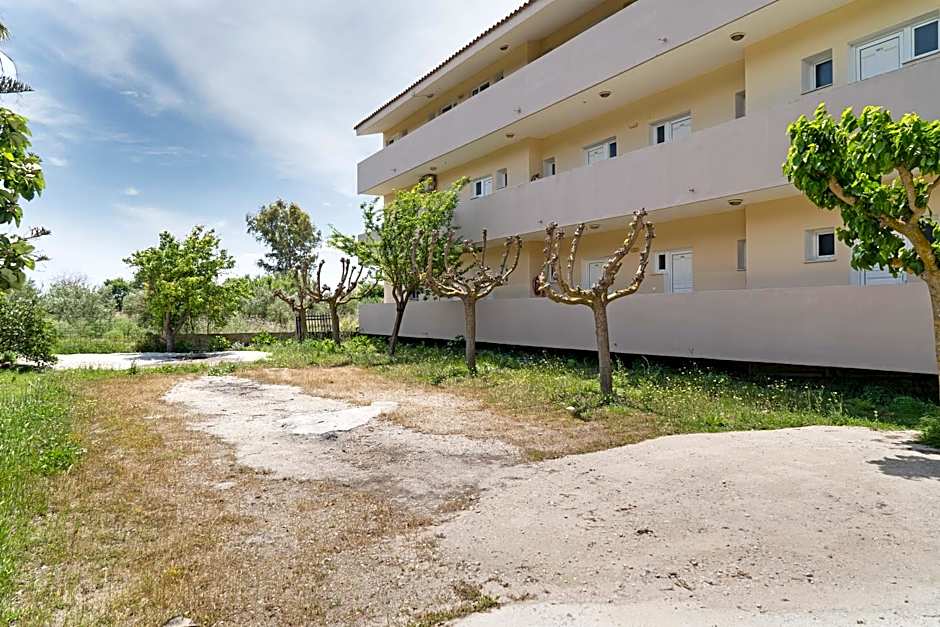 Sandy Maria studio 601