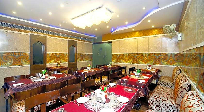 Hotel Punnu International