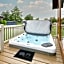 Kinship Lodge with Hot Tub
