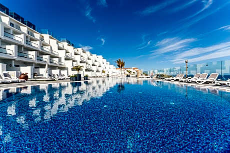 Occidental Roca Negra - Adults Only