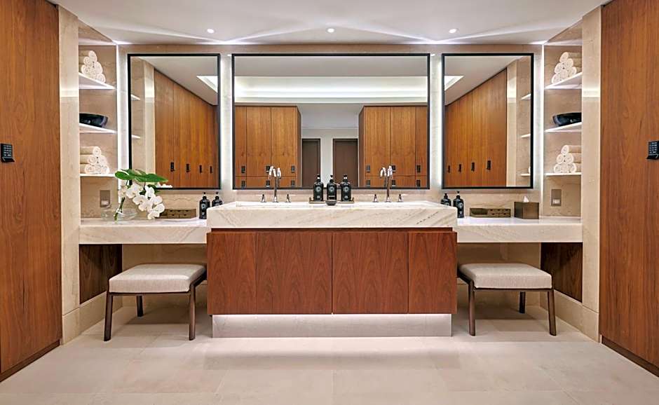 The Carlton Tower Jumeirah