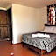 Hotel Renacer