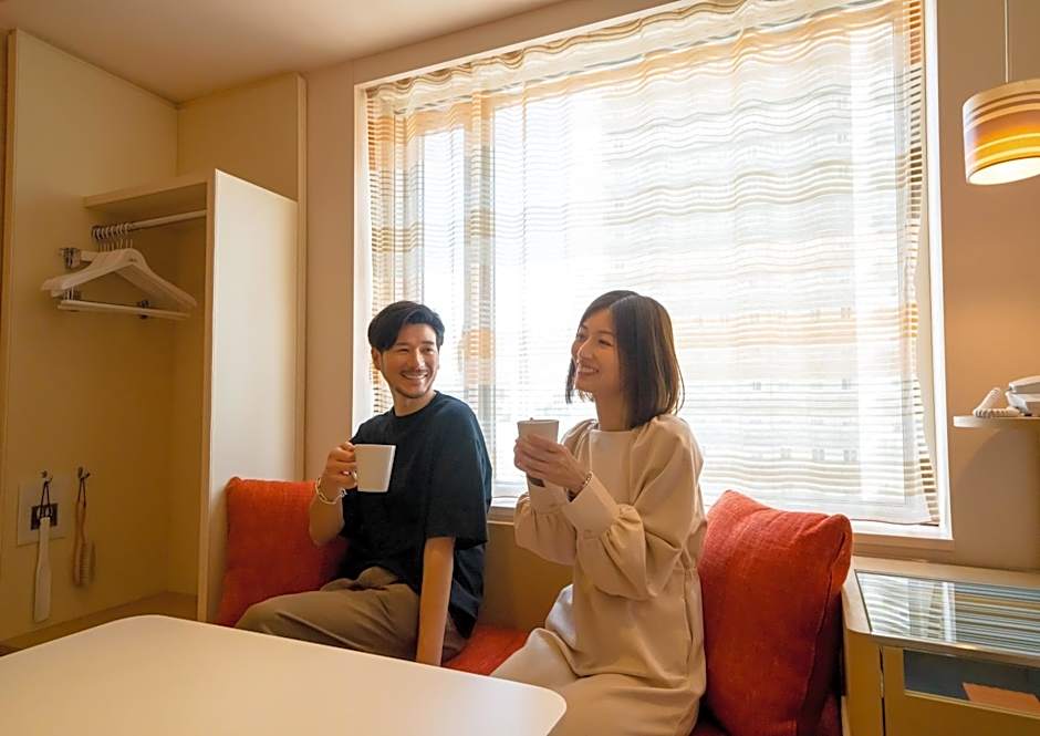 Ours Inn Hankyu