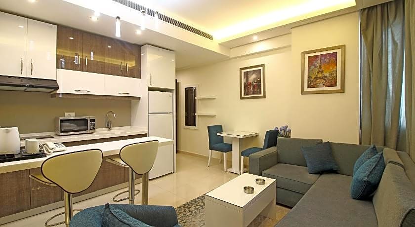 Palm Ville Suites