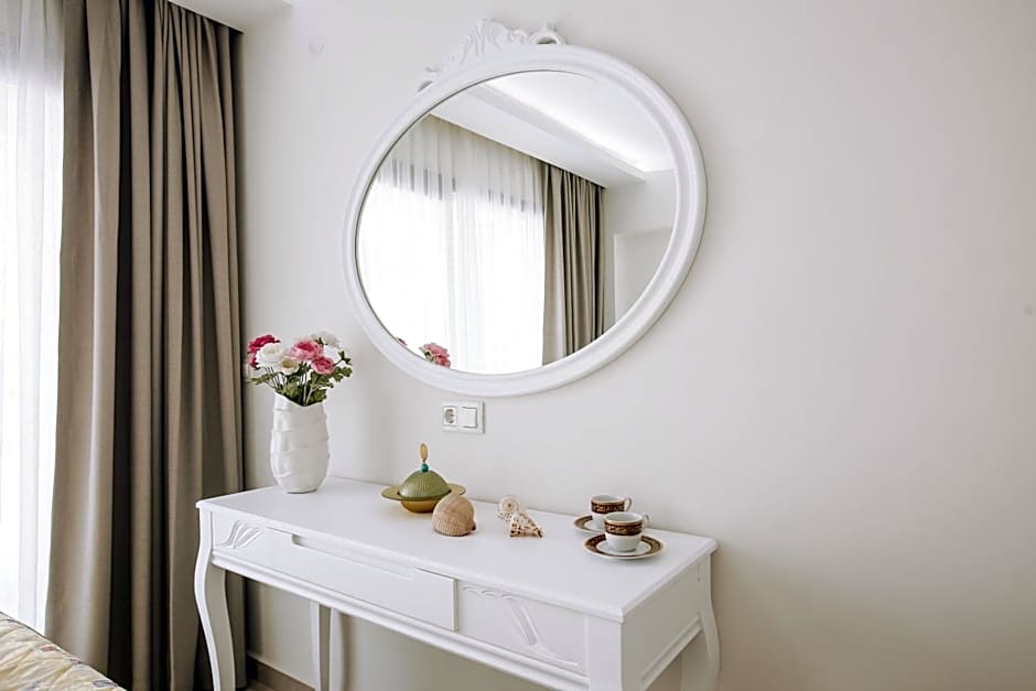 Princess Kinli Suites Hotel