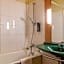 B&B HOTEL Grenoble Universite 2