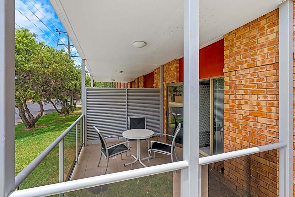 Western Gateway Motel and Apartments