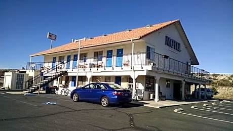 Back Country Inn