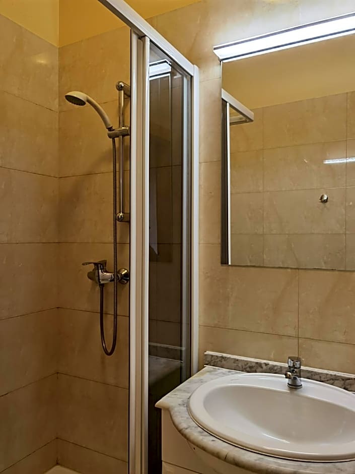 Hotelik Dworek Legnickie Pole 4km od Legnicy