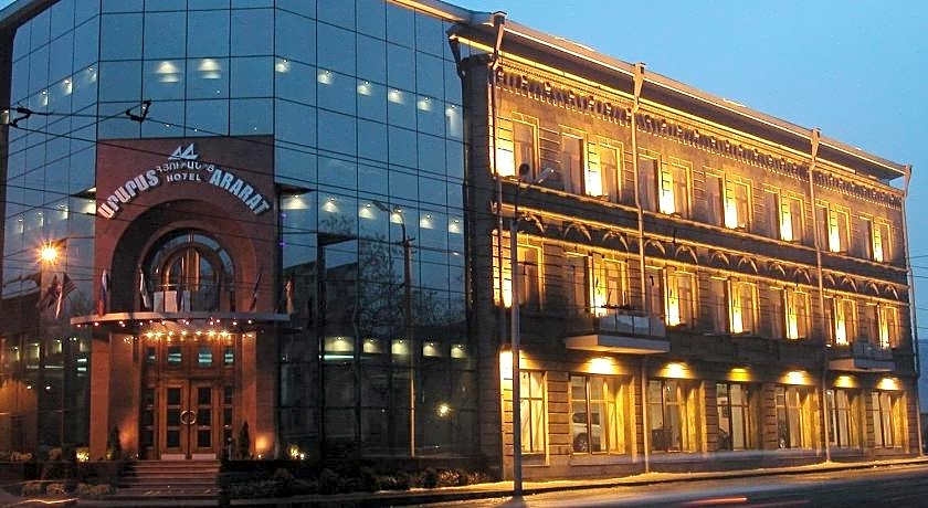 Ararat Hotel