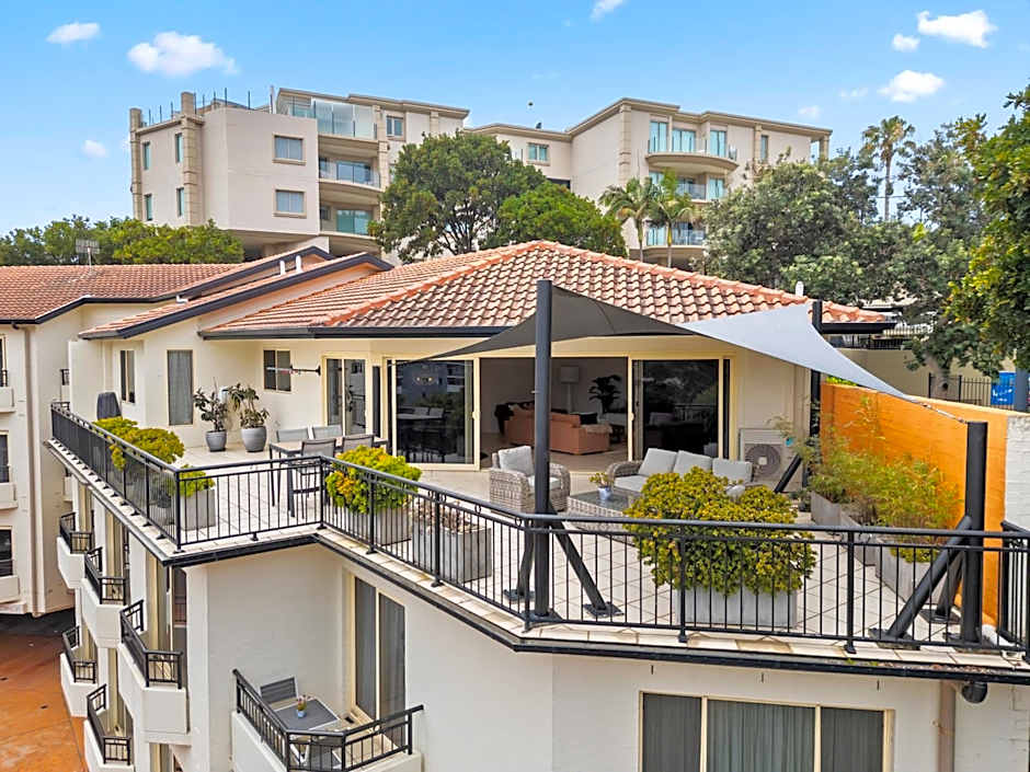 Terrigal Sails Serviced Apartments