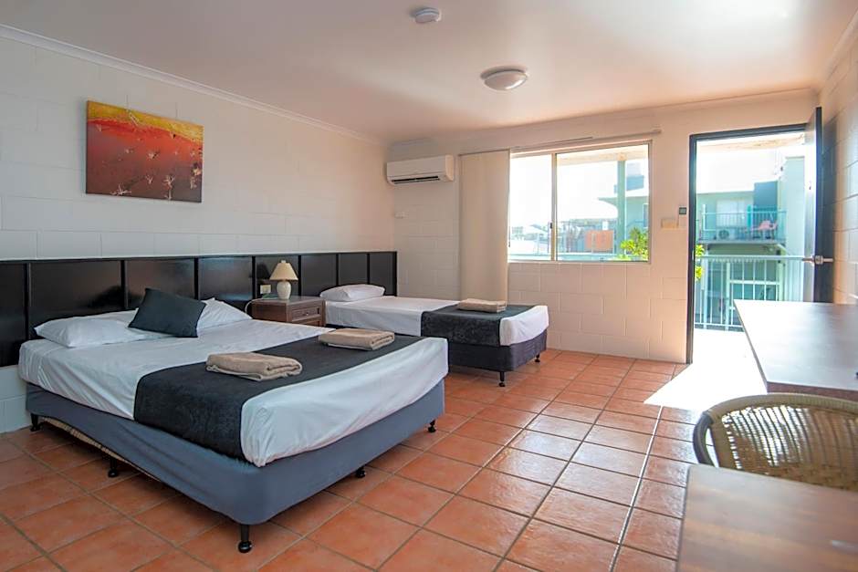 Longreach Most Central Motel