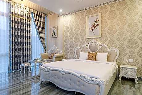 King Room with Mountain View