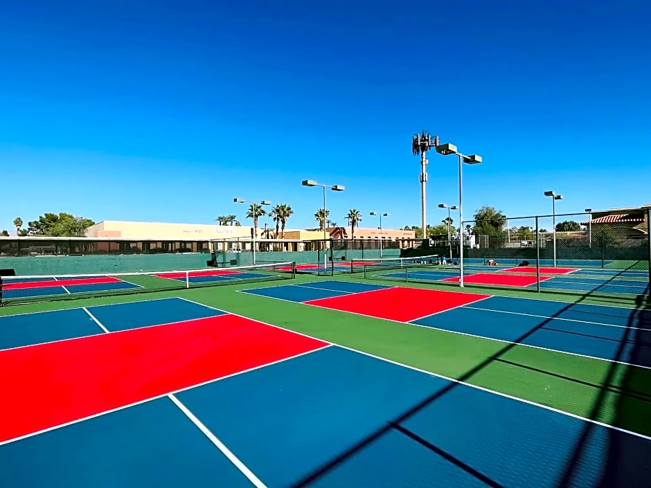 Embassy Suites by Hilton Palm Desert