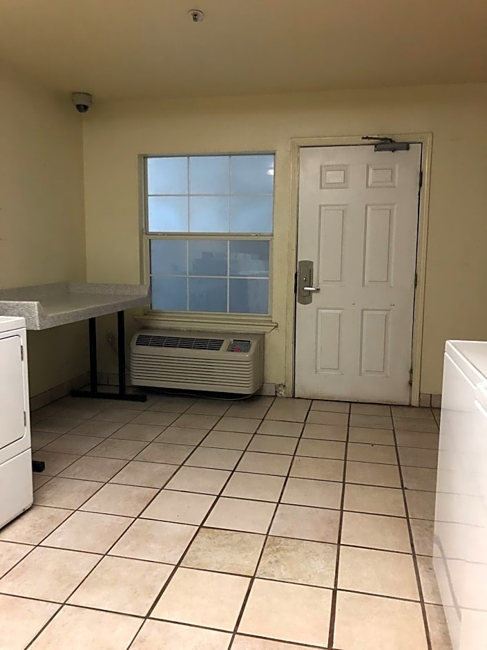 InTown Suites Metairie