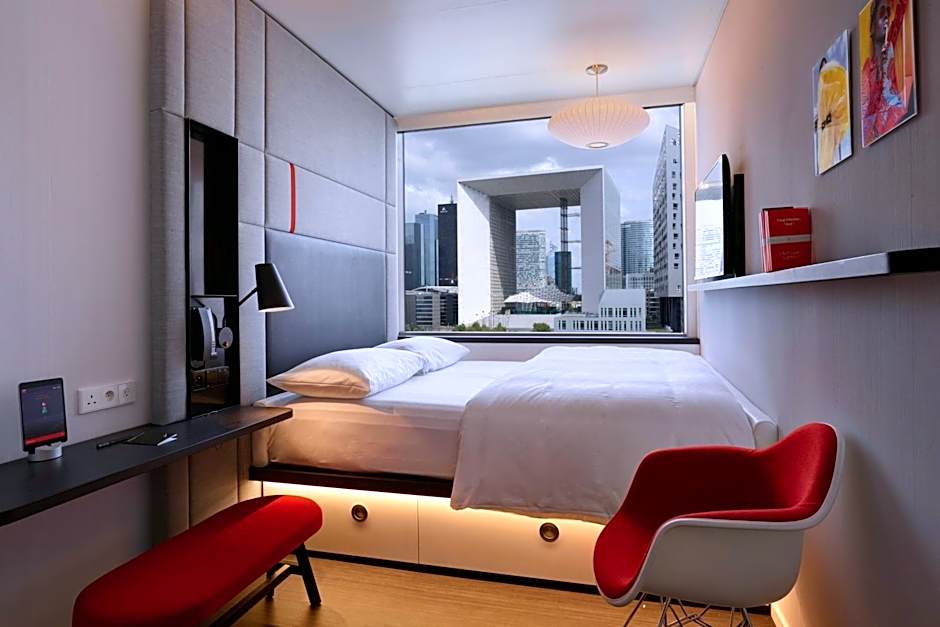 citizenM Paris La Défense