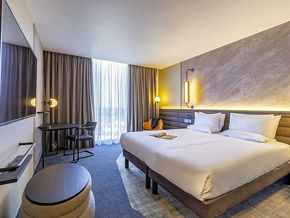 Novotel Liverpool Paddington Village