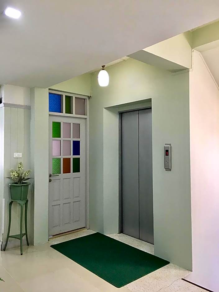 PierView Rooms