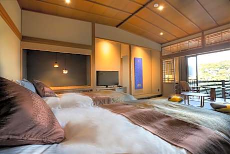 Twin Room with Shower