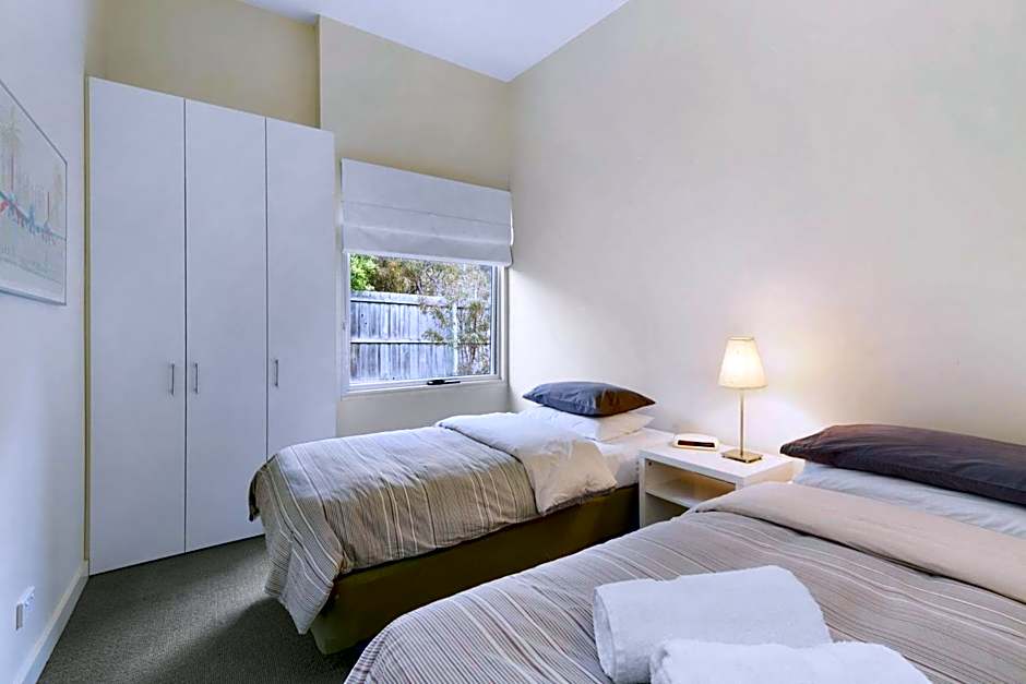 Apartment 25 Kalimna