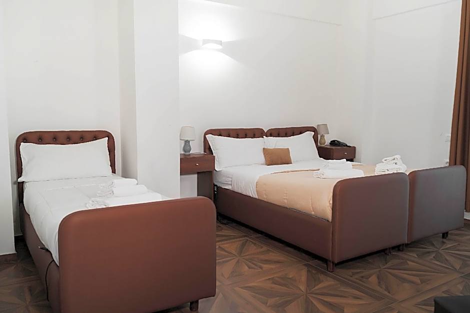 Kairos Hotel