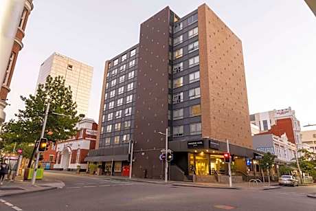 Pensione Hotel Perth