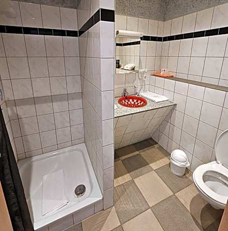 Double Room - First Floor
