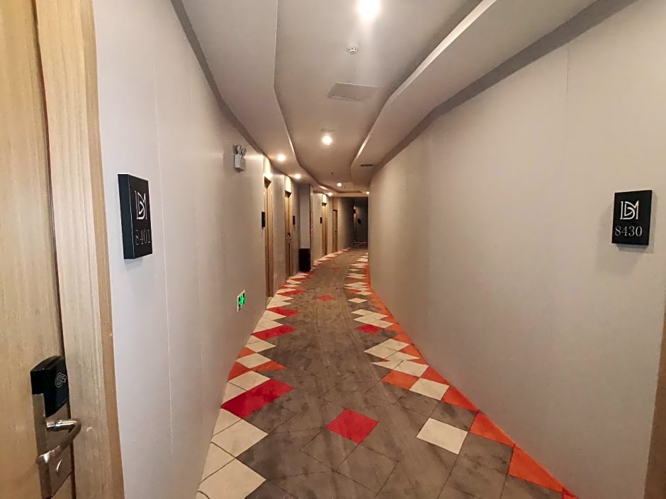 Borrman Hotel Longyan High-speed Railyway Station Zhongshan Road