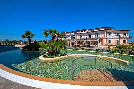 L' Araba Fenice Hotel & Resort