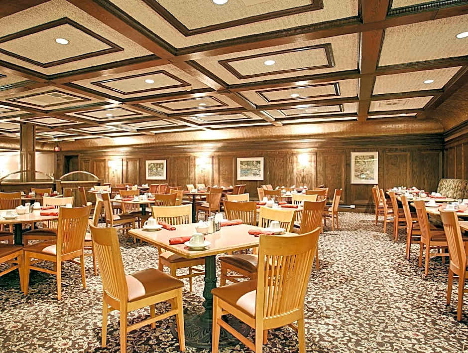 Bismarck Hotel and Conference Center