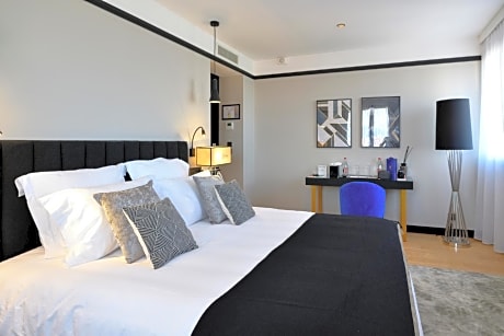Suite with Sea View