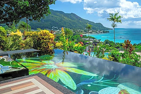 Gardens Hill Resort & Spa