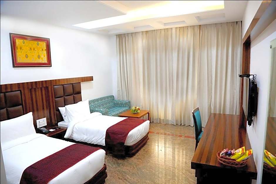 Hotel Silk City