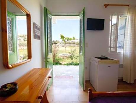 Double or Twin Room with City View
