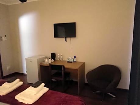 Deluxe Double or Twin Room with Pool View