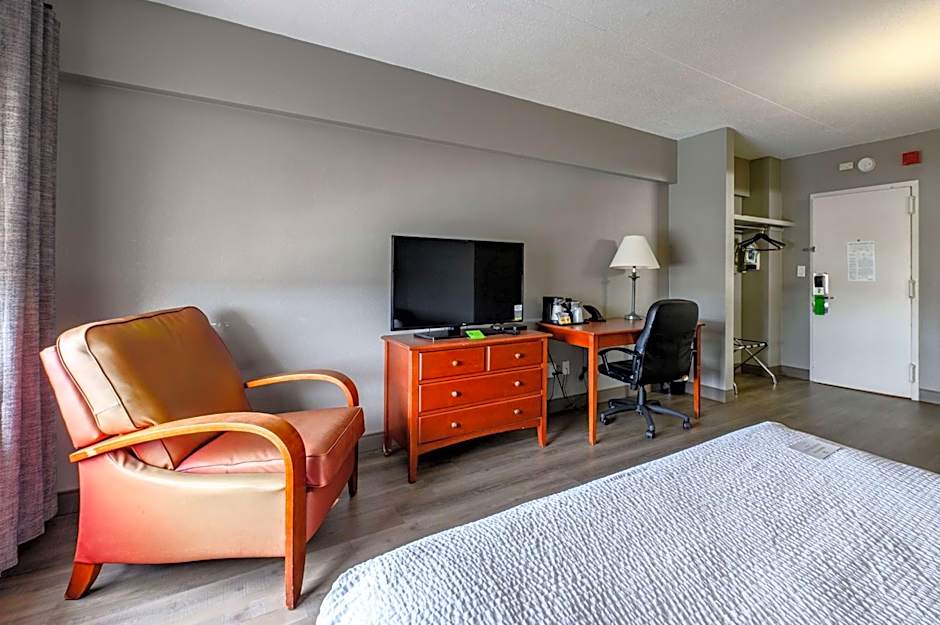 La Quinta Inn & Suites by Wyndham New Haven