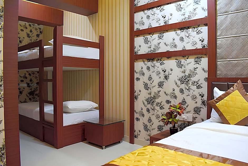 Hotel Uday Palace