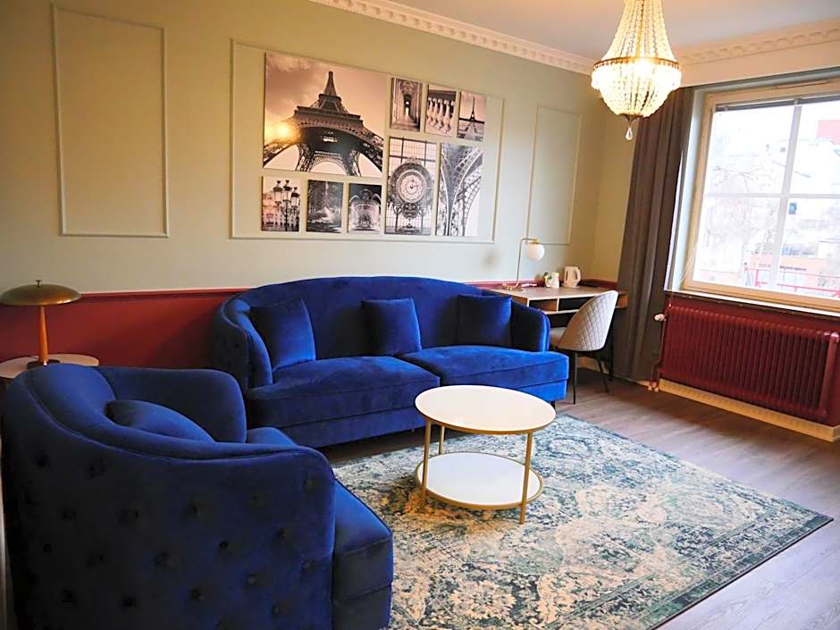 Photo 1 of 12 of Deluxe Junior Suite