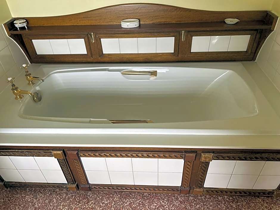 Moresby Hall Country House Hotel