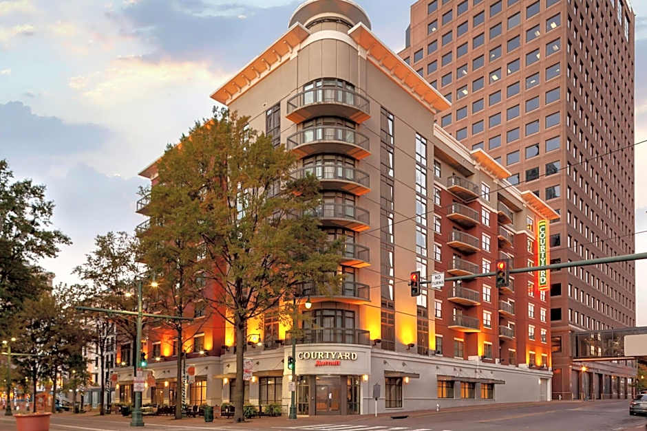 Courtyard by Marriott Memphis Downtown