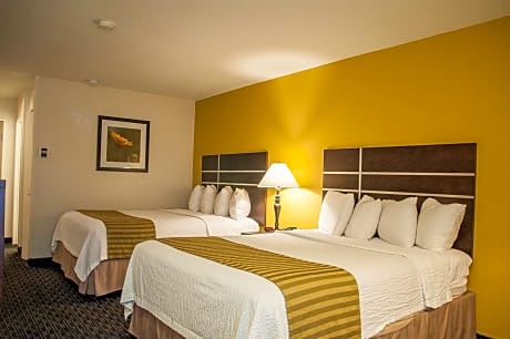 Queen Room with Two Queen Beds - Non-Smoking