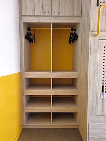 Bed in 6-Bed Mixed Dormitory Room