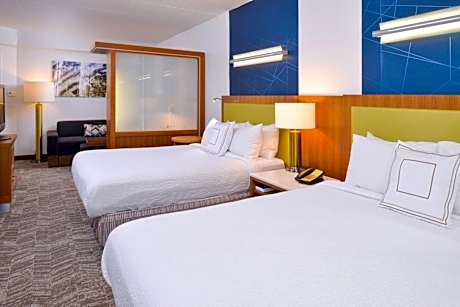 Queen Suite with Two Queen Beds, Roll-In Shower and Trundle Sofa - Mobility Access/Hearing Accessible