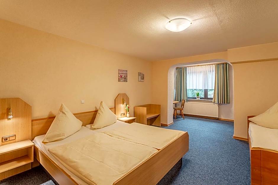 Hotel Restaurant Zur Neroburg